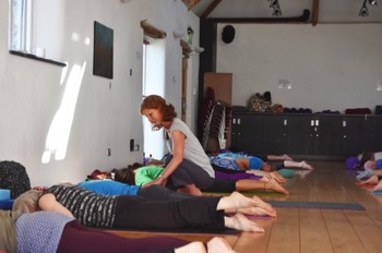  Scaravelli Yoga with Caroline Lang 